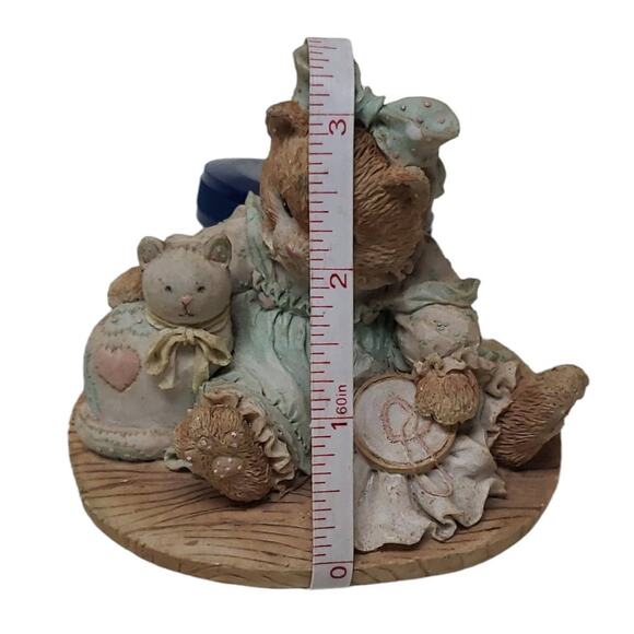 Calico Kittens "Friendship is Sewn Stitch by Stitch" Collectible Cat - Picture 8 of 8